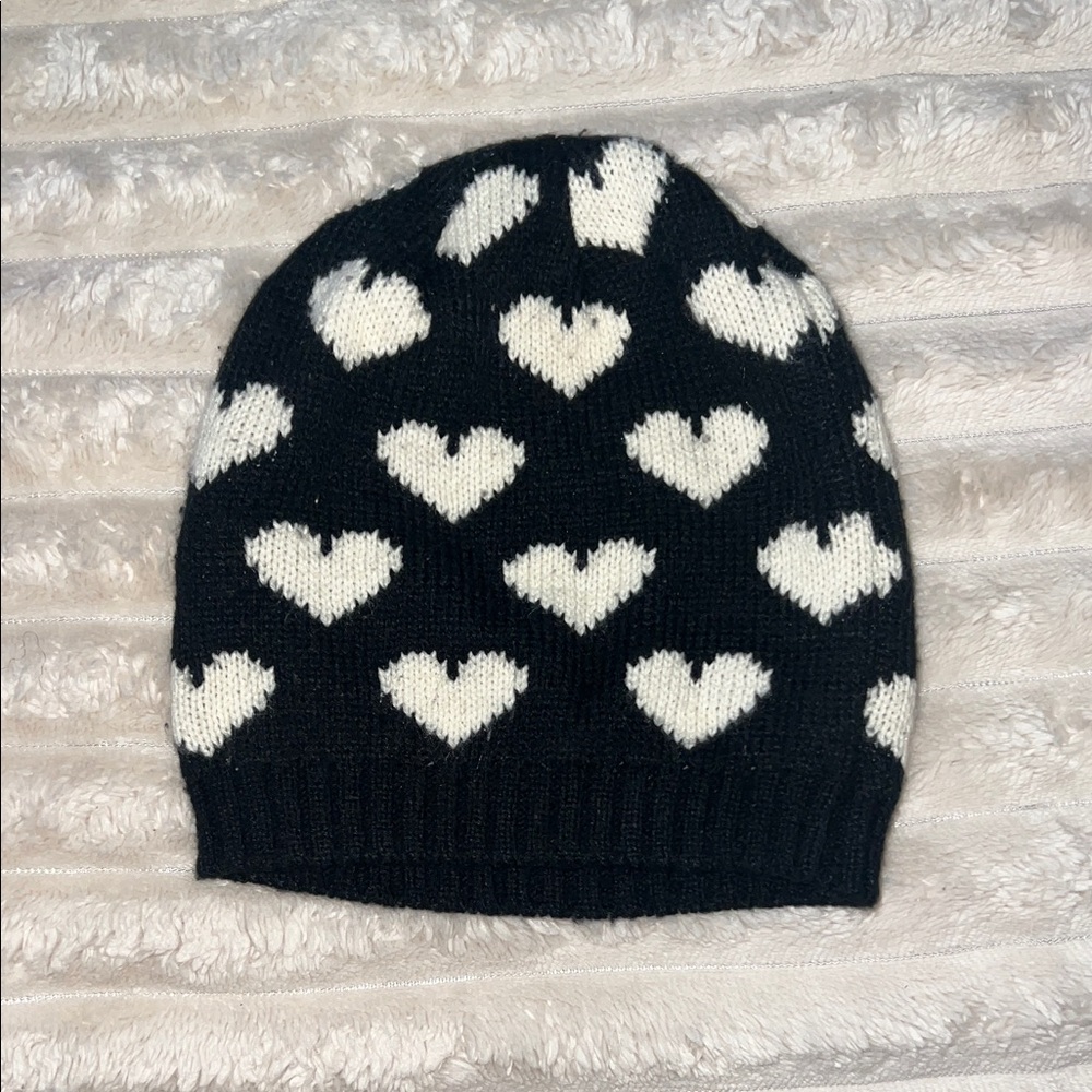 Black & White Heart Knit Beanie
